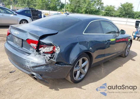 2010 Audi A5 3.2 Premium Plus from USA, damaged, VIN WAUVKAFR3AA081323